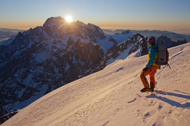 アルプス山脈のモンブラン山群のひとつ、グランド・ジョラス。標高は、4,208m