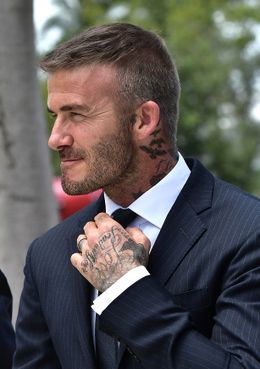 ベッカムの息子がホームシック？