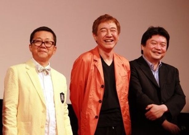 左から・警部補・中西修役の小林すすむ、脚本家の君塚良一、本広克行監督