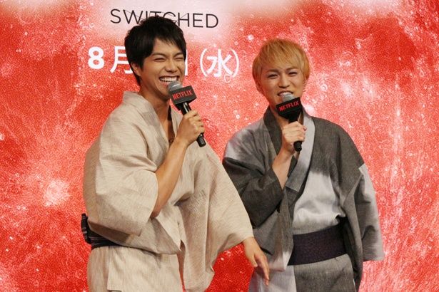 ファンからは“かみしげ”の愛称で人気のジャニーズWEST重岡大毅、神山智洋が「宇宙(そら)を駆けるよだか」プレミア試写会イベントに登場
