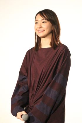 ”ありがとう”と、感謝の気持ちをシンプルに表現した新垣結衣