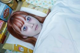 眠れない神楽(橋本)の顔がコワすぎ！「銀魂2 -世にも奇妙な銀魂ちゃん-」の「眠れないアル篇」