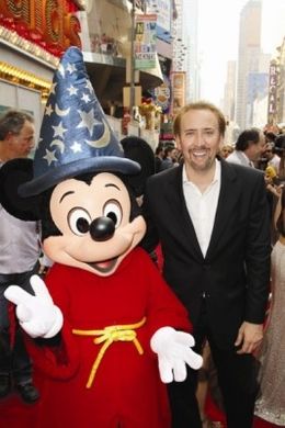 ミッキーマウスとツーショット