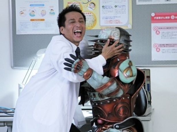 ムツゴロウさんを彷彿させる？井坂、謎の行動に期待