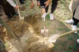 見つからなかったタイムカプセル。松本監督自身が撮り下ろした1枚