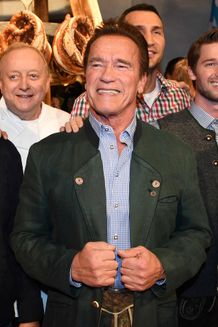 父シュワちゃんも心配なレベル？