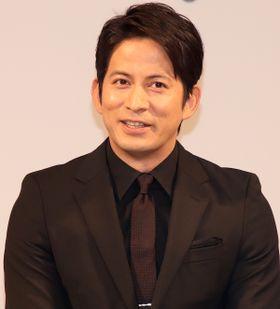 「三船敏郎、高倉健、仲代達矢、勝新太郎を上回る！」と絶賛され、岡田准一がタジタジ！