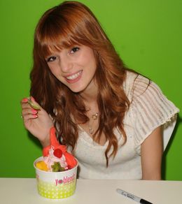 「シェキラ！」で大ブレイクしたベラ・ソーンが衝撃の姿に