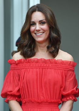 デンマークの皇太子妃がキャサリン妃を完コピ？