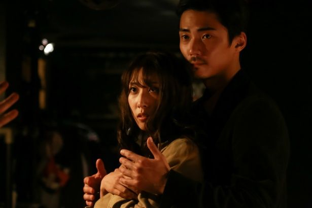 『悦楽交差点』(15)の城定秀夫監督がメガホンをとった