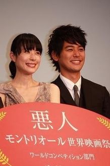 映画『悪人』のジャパンプレミアに登壇した妻夫木聡と深津絵里