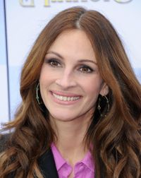 ちょっと細すぎ!? 50歳で完全復活のジュリア・ロバーツに称賛の
