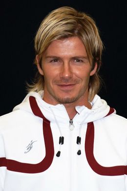 2005年にはこんなにフサフサだったベッカムが…