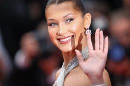 ベラ・ハディッドの投稿した写真で整形疑惑が再び