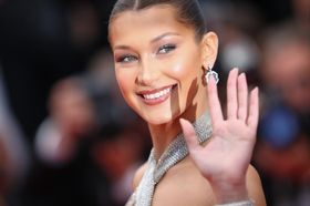 ベラ・ハディッドの投稿した写真で整形疑惑が再び