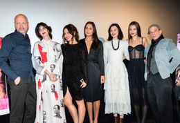 『ブラ物語』Q＆Aに国際色豊かなキャストが勢ぞろい！