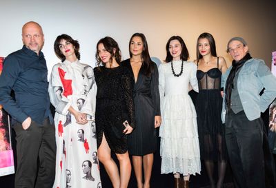 『ブラ物語』Q＆Aに国際色豊かなキャストが勢ぞろい！