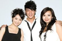 歴史超大作「三国志」日本上陸記念イベントに登場した、左から、林丹丹、ピーター・ホー、チェン・ハオ