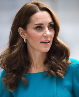 キャサリン妃が着回しドレスで登場