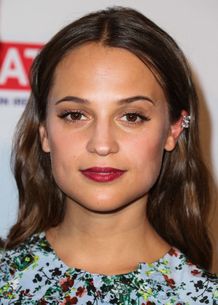 アリシア・ヴィキャンデルがイメチェン