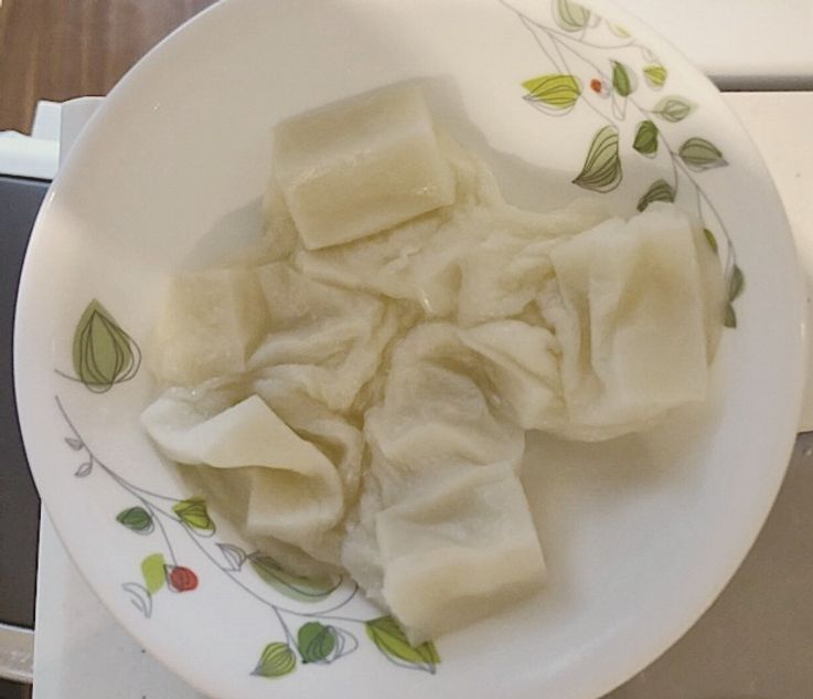 ひとり暮らしを始めたばかりのある日に誕生した、名付けて“ブルドッグお餅”