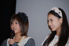 3D撮影に挑戦した新垣里沙、中島早貴