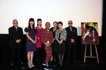『ヌードの夜 愛は惜しみなく奪う』の監督＆キャスト陣が一堂に