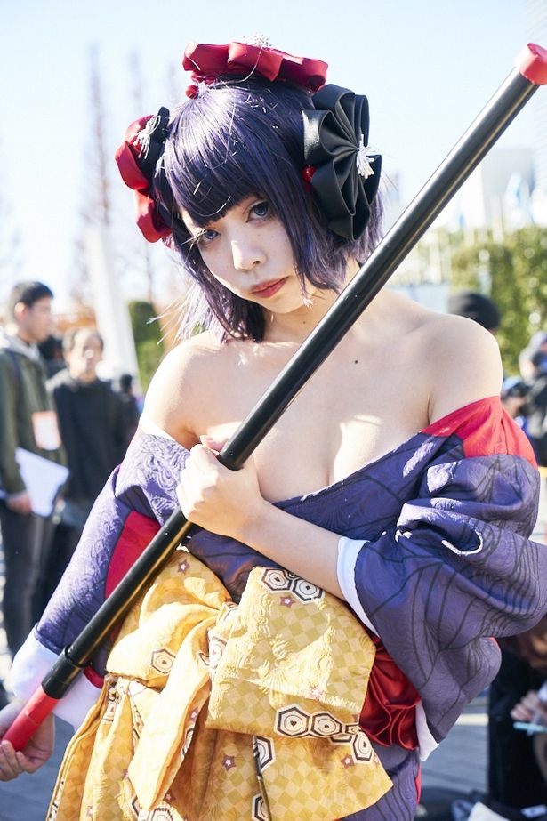 【写真を見る】真冬でも激アツ！2日目コミケを彩ったコスプレイヤー大放出【画像13枚】