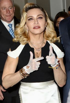 ついにマドンナが“お尻”までイジった!?