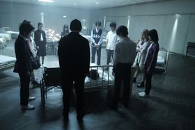 廃病院を舞台に”集団安楽死”を望む子どもたちが集結する