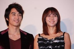 ラブ・ファンタジーの名作をソン・スンホンと松嶋菜々子主演でリメーク（写真左から）