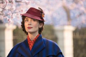 エミリー・ブラント演じるメリー・ポピンズは原作に忠実！