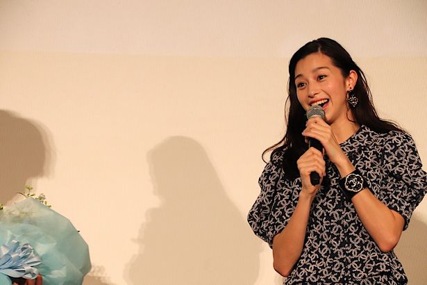 中条あやみ、びっくり！