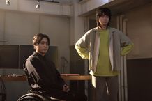 絶妙な二人のバディ感が「dele」最大の魅力のひとつ