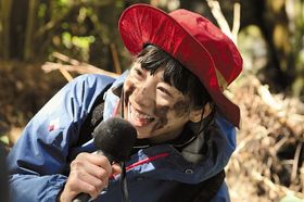 「クソ女」が田舎で奮闘!? 場面写真一挙公開