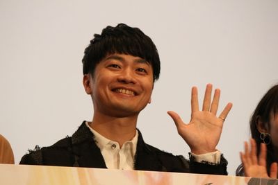 『コードギアス 復活のルルーシュ』の舞台挨拶に登場した福山潤