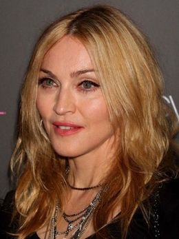 まだジーザスと交際中？