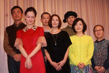 『マザーウォーター』の舞台挨拶で小林聡美、小泉今日子らが登壇