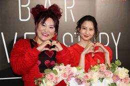Netflixのバレンタインイベントに登壇した河北麻友子とバービー