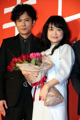 『半世界』で夫婦役を演じた稲垣吾郎と池脇千鶴