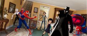 歪められた時空から集まったスパイダーマン6人が集結！
