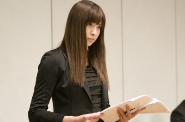 マリリンこと長谷部真理検事役の片瀬那奈は「さばさばした良いお姉ちゃん」とのこと
