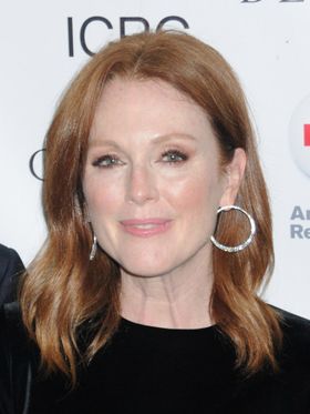 若々しいナチュラルビューティを保つジュリアン・ムーア