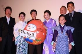 堺雅人、仲間由紀恵ら豪華キャスト陣が集合！