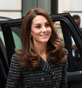 キャサリン妃の装いに称賛の声が