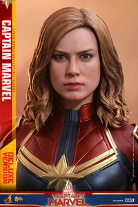 不屈のヒーロー　キャプテン・マーベル　MR 不屈のヒーロー キャプテン・マーベル MR