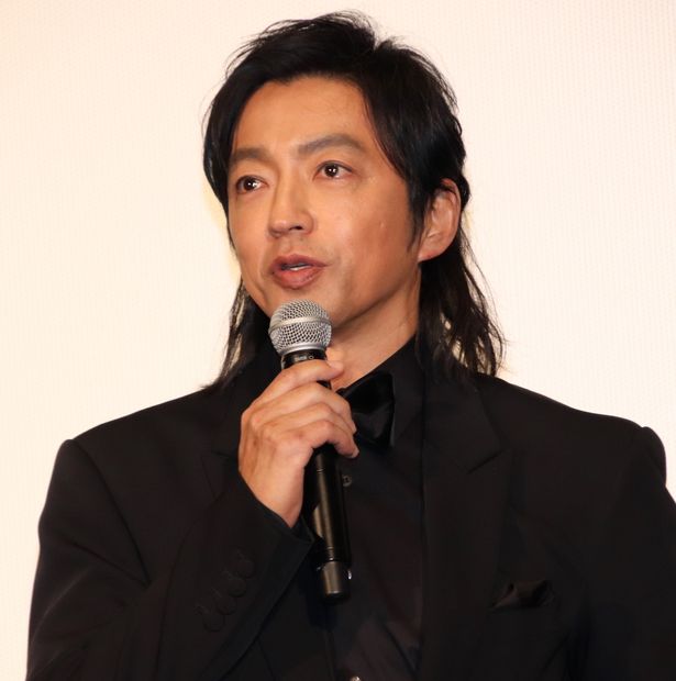王騎役の大沢たかお