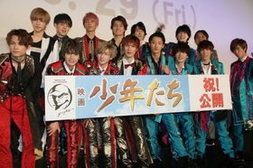 『映画 少年たち』の初日舞台挨拶に登壇したジャニーズの若手スターたち