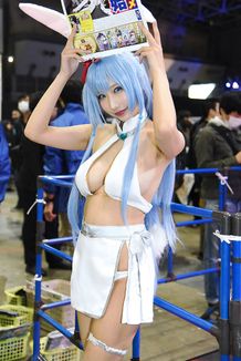 「ありふれた職業で世界最強」のシア・ハウリアに扮する小澤らいむさん　※博報堂ブースにて撮影