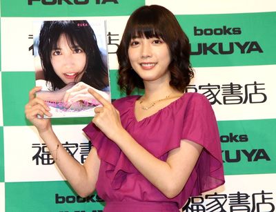 松田るか、修正ほぼナシの写真集を発売！
